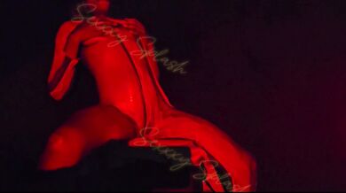 Oiled Rainbow Ass Twerking On Giant Speaker - Booty Queen