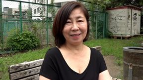 Older Businesswoman with strong libido welcomes it on her desk