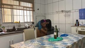 novinha com o novinho entra muito gostoso, geme muito !!!!