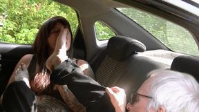 Vicky lick and jerk in car (HD)