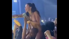 MC PIPOKINHA NUA NO SHOW