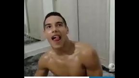 Cara de caballo cuerpo de orangut&aacute_n