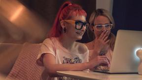 ”Doctor Squirt - Hot blonde satisfied by the Pro”