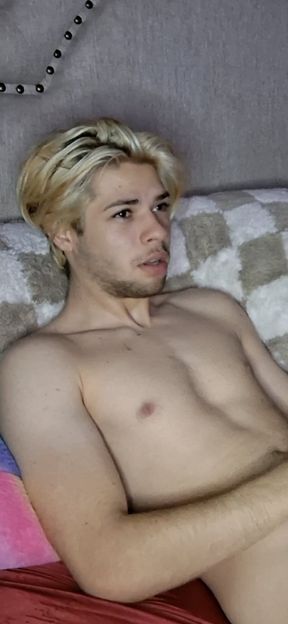 Filming my boyfriend stroking his big dick to porn