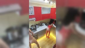 Can at the kitchen and rough scenes