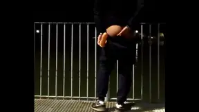 Shemale Shows Off Curvy Ass in Tight Gear – Steamy Outdoor Flex Session – 18+