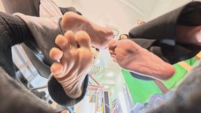 VR360 ERER LELE MARTINA POV Dominates and crushes the little guy