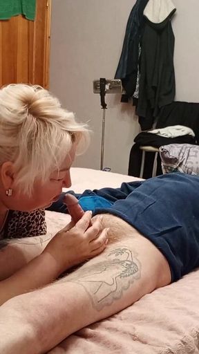 My Mother-in-law Interrupted My Hand Job, Gave Me a Deep Blowjob and Swallowed My Cum