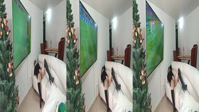 mi primamastra se calienta viendo el partido de espana vs japon le encanta tocarse la concha y el culo 3