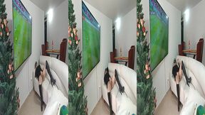 mi primamastra se calienta viendo el partido de espana vs japon le encanta tocarse la concha y el culo 3