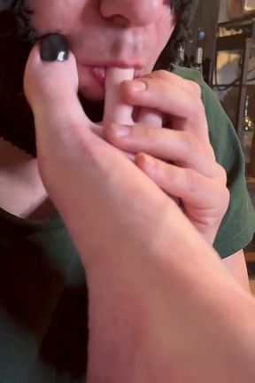Foot Worship From Giantess POV Tops of Size 16 Feet