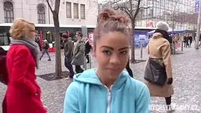 Young Gypsy Blows Fat Dick And Gets Fucked Outdoor For Cash