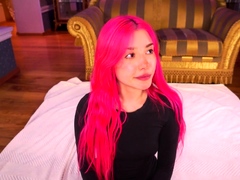 Young amateur teen in solo masturbation getting kinky