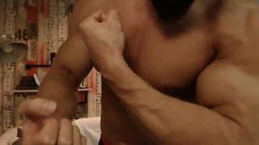 Thomas, Bearded Bodybuilder, Flexes