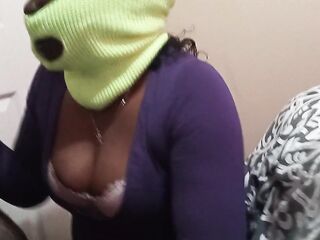 HAWT SEXY BABE GIVING ME HEAD! PART 4