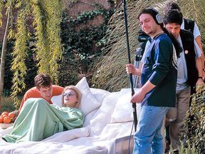 Private Café, Report