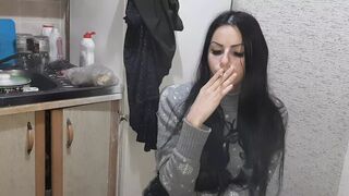 My bdsm gf smokes and watches me have sex with another chick - Lesbo-illusion