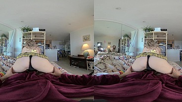 big booty stepdaughter bounces on stepdaddys cock until it explodes