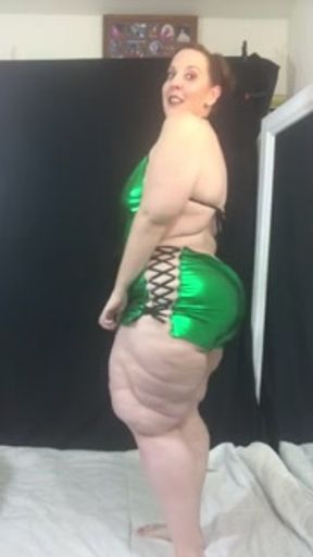 Shiny outfit try on