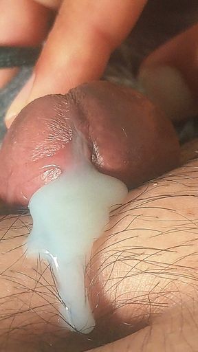 Cum inside the pussy