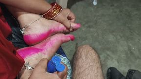 Meri hot aur moti wife ki chut