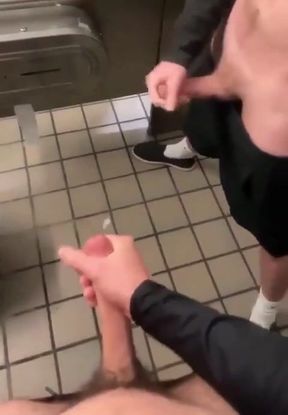 Gay Amateur Public Toilet Wank Duo - Fresh HD Scene