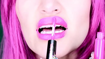 Trapped inside my lipstick