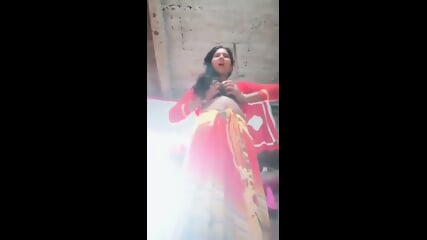 Gaon Ki Bhabhi Apna Chut Aur Gand Dikhate Hue Telegram @VidPlay69