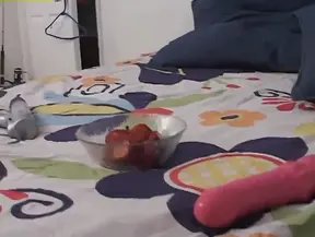 Hotty GF gives hot and steamy blowjob