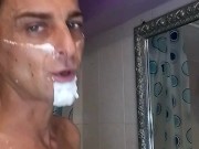 Francesco Mancino si fa la barba e parla dei suoi gusti sessuali (ITA Napoletano)