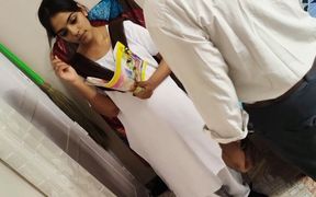 Young Virgin Girl Has First Time Sex with Her BF