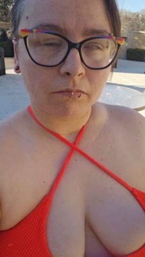 BBW Bikini Nerd Smoking