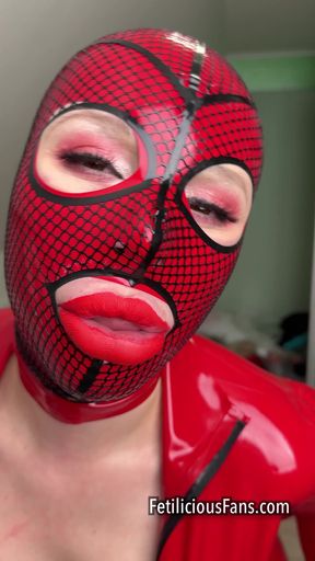 Worship Your Latex Queen!