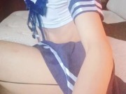 Femboy en cuatro y con faldita