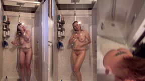 une douche avec moi? pour toux ceux aimant mon corps nu de milf