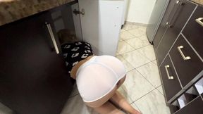 mi madrastra se quedo atrapada y aproveche para vengarme de sus mal trato