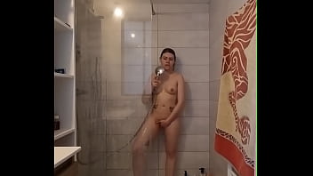 Tu m&rsquo_accompagne sous la douche