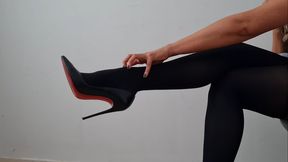 Louboutin and Stockings So Kate Shoeplay