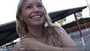 Busty student Tracht Pr&uuml_gel