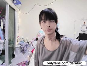 Crossdresser solo