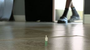 Giant Tempo Uses Shrunk Tiny As Foot Slave (HD 1080p MP4)