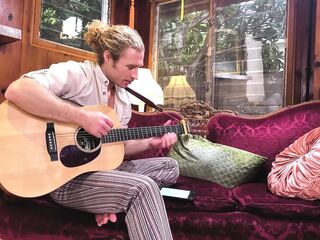 Between the Sheets with Alison Rey: Michael Vegas & Siouxsie Q - Behind the Scenes - Adult Time