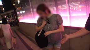 Guitar girl gets wild in Ginza—her solo turns into something much hotter!