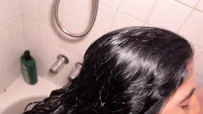 Petite slut wife Vanessa Cliff drinks and swallows piss