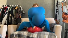 Sensual Zentai Stuffing – Sabina Pops Balloons with Sit and Nails