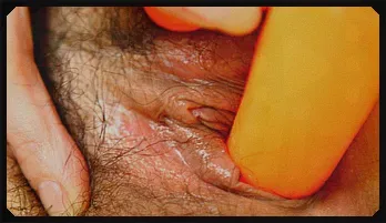 Voyeur with Maria Asagiris solo play after a hot shower