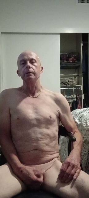 Tiny Dick Gay Man Jerking Off Taking About How A 22 Year Old Used his Hole