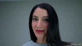 Arielle Lane worships her pretty pink pussy on glass