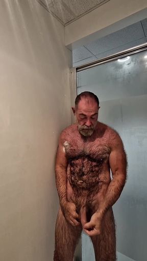 Hairy Muscle Stepdaddy Showering