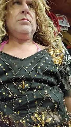 Sissy wants cock